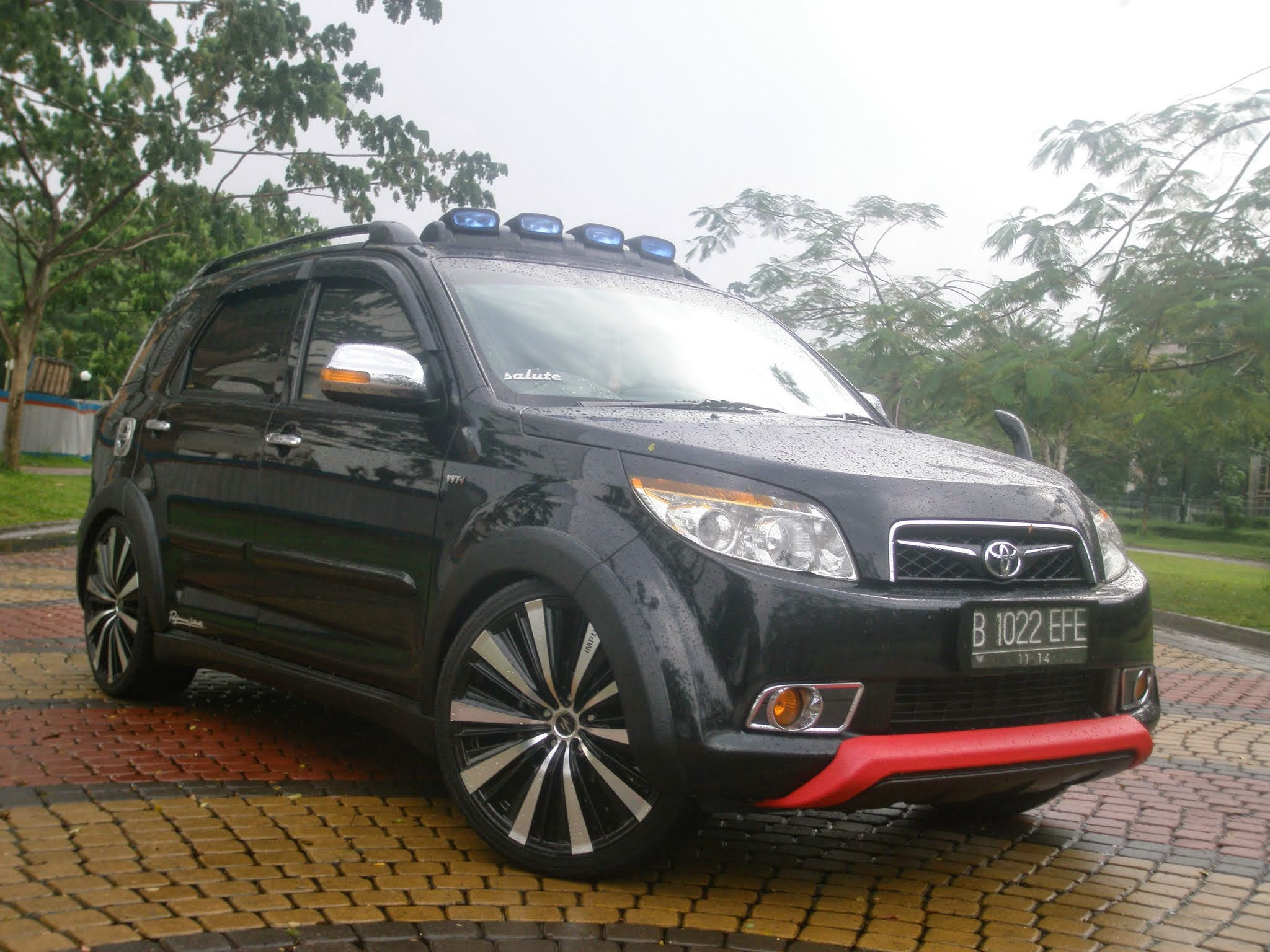 Modifikasi Mobil Avanza Veloz Hitam Modifikasi Style