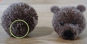 ここへ到着する 毛糸 ポンポン 動物 すべての動物の絵