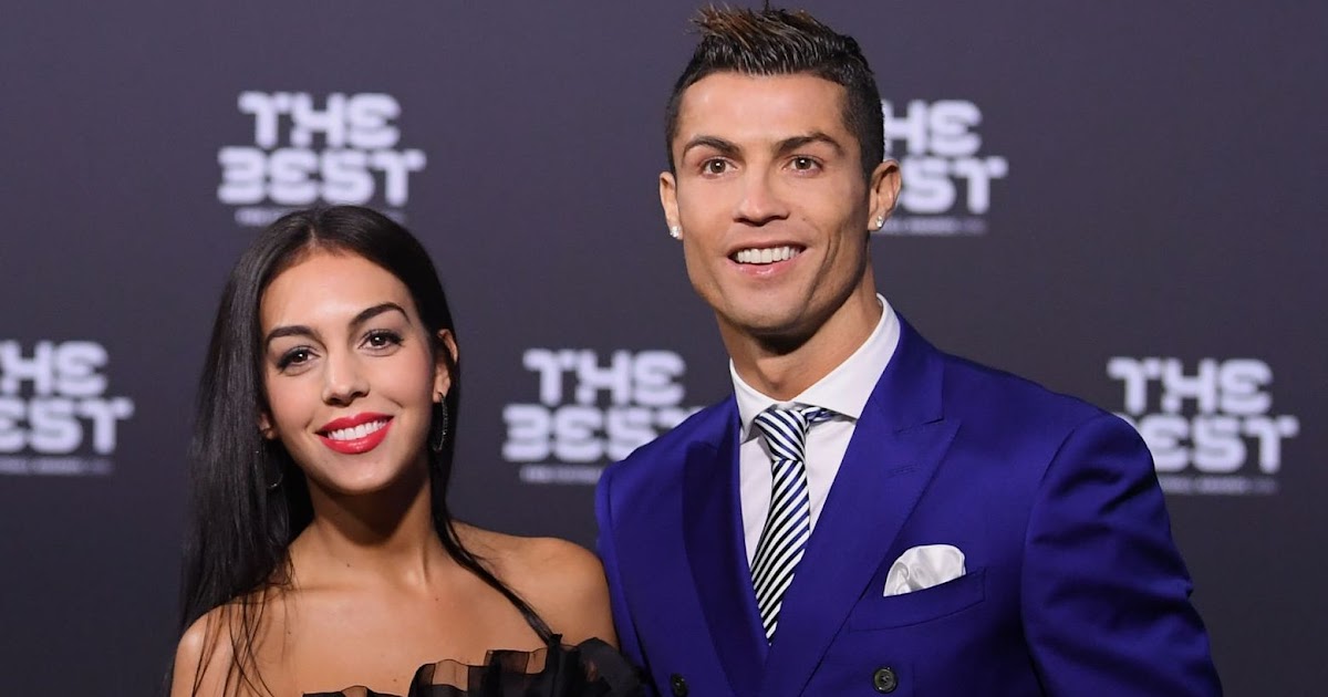 Cristiano Ronaldo Wife Age / Cristiano Ronaldo Bio Age Height Weight
