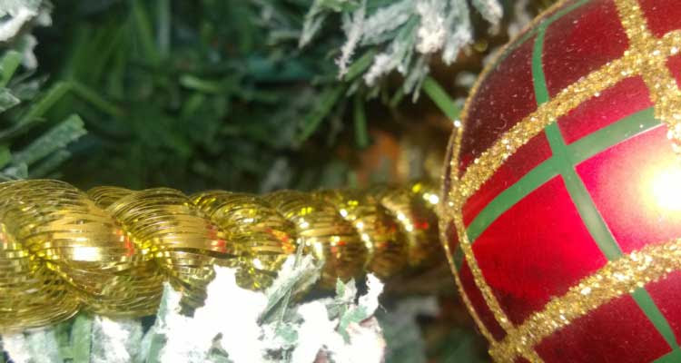 Although yorkshire puddings are traditionally served with roast beef, many families choose to serve them alongside their christmas dinner. 5 Ideas For A Non Traditional Christmas Dinner So Good Blog