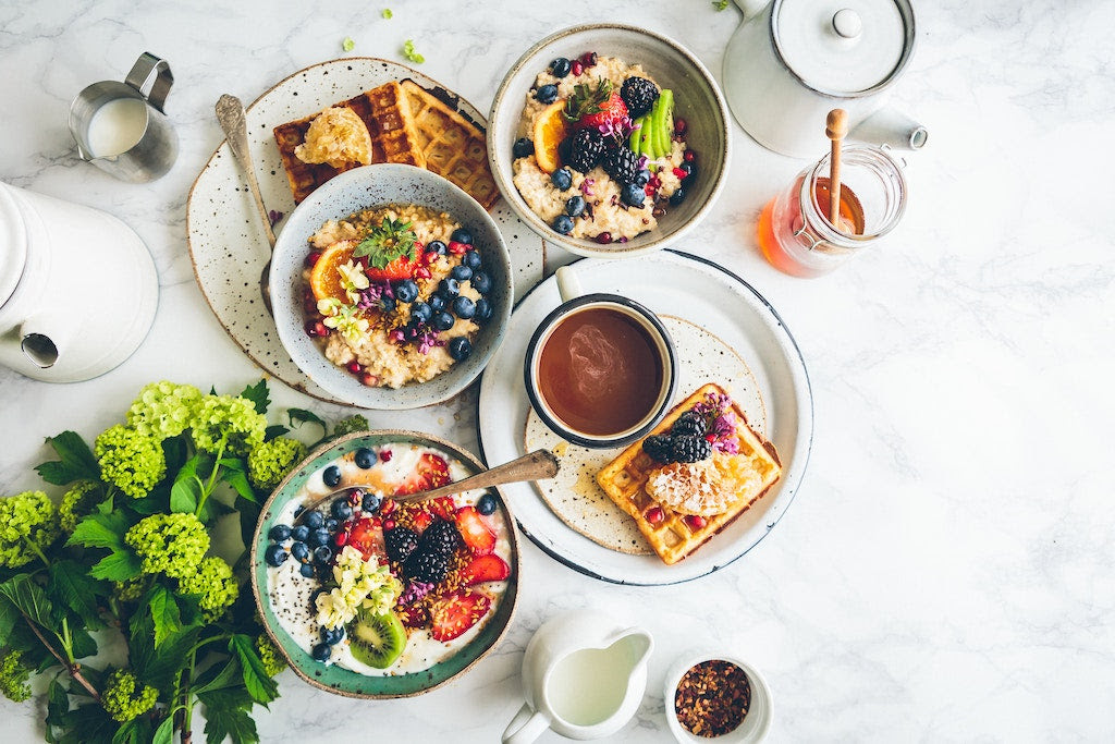 Recipes that are low in cholesterol, but still have flavor. Low Cholesterol Breakfast Recipes To Keep Your Heart Healthy Schoolyard Snacks