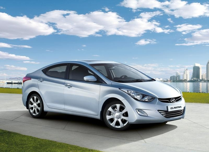 2010 elantra 250,000 km, regular maintenance and gets better gas mileage now than when it was new! Hyundai Elantra Sedan 2010 2014 Reviews Technical Data Prices