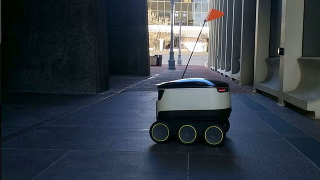 Llegan los primeros robots repartidores