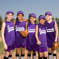 Photo: girls softball players