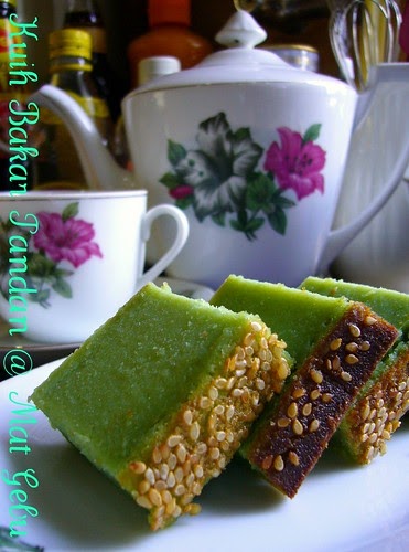 KUIH BAKAR PANDAN - Dapur Tanpa Sempadan