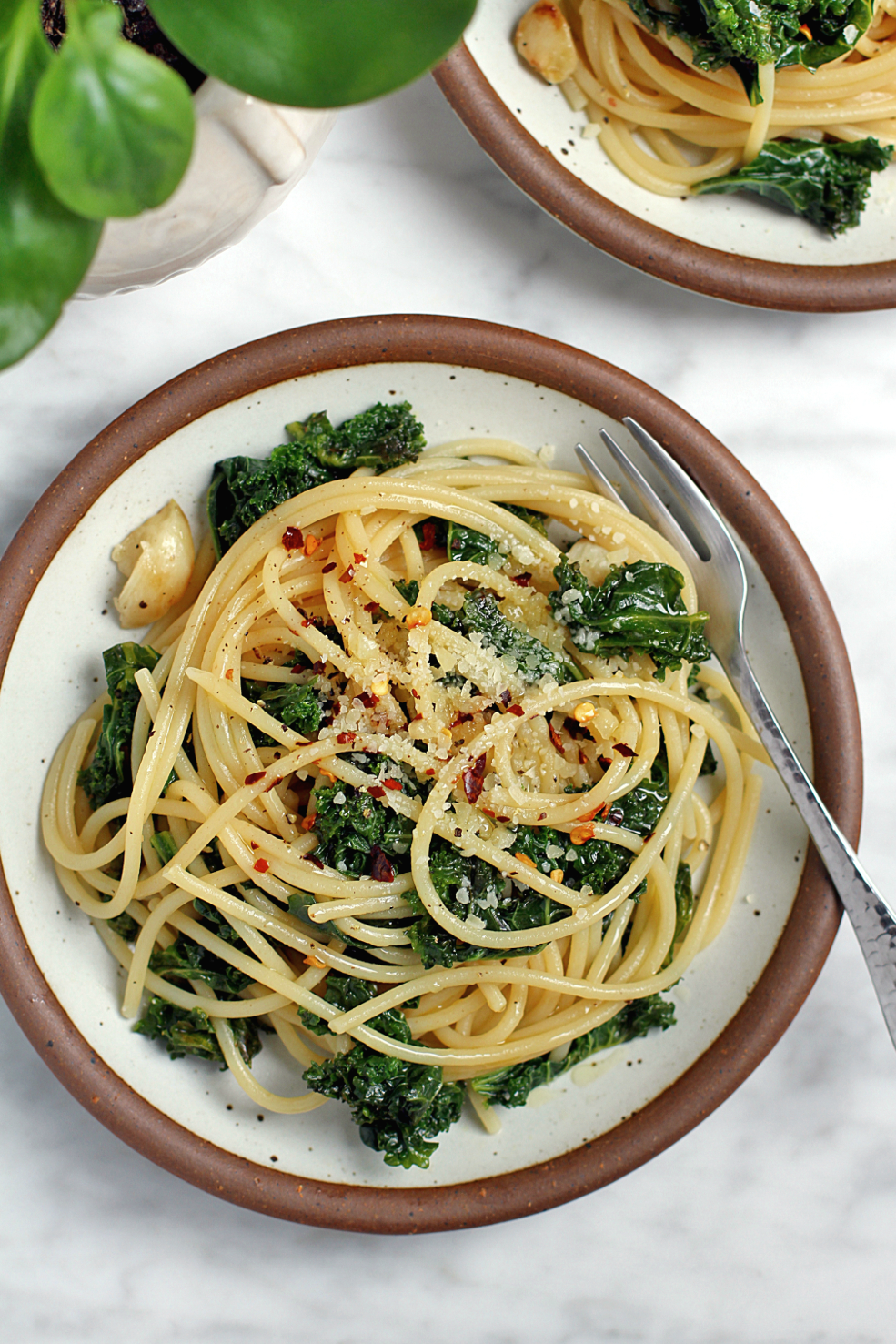Share on facebook share on pinterest share by email more sharing options. Spaghetti Aglio E Olio With Kale Two Of A Kind