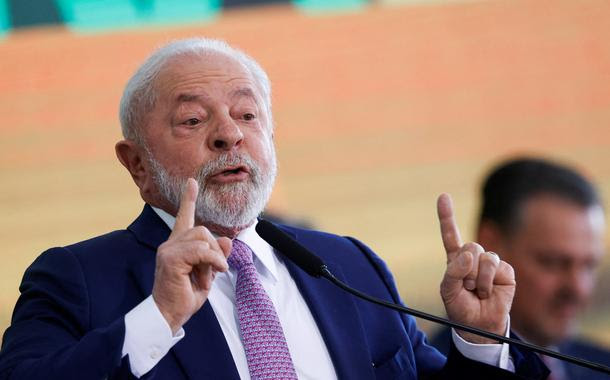 Lula tem quatro nomes de mulheres sobre a mesa para a próxima vaga ao Supremo Tribunal Federal