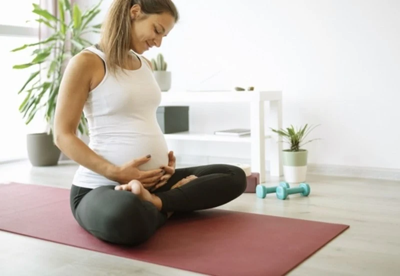 Düzenli yoga normal doğuma hazırlığı kolaylaştırıyor