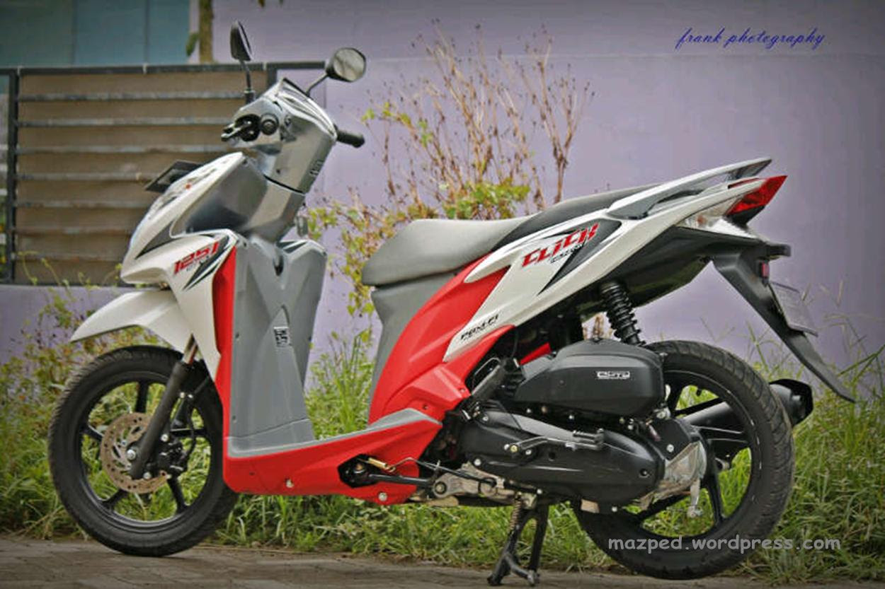 Modifikasi Honda Vario Putih Lampak Modifikasi