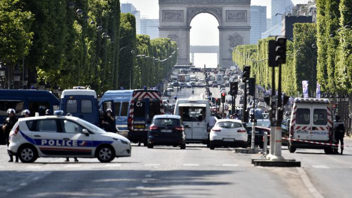VIDEO. A Paris, des imams lancent une "marche des musulmans contre le terrorisme"