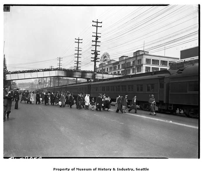 japanese internment camps essay