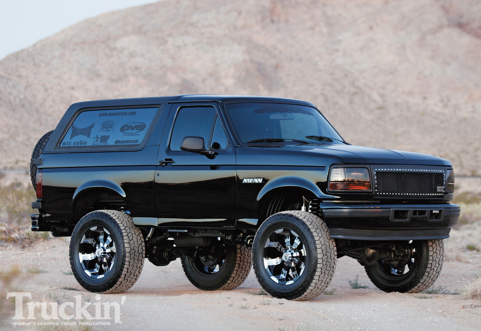 This is the best interior i've seen in the bronco. 1996 Ford Bronco Mean Machine Photo Image Gallery