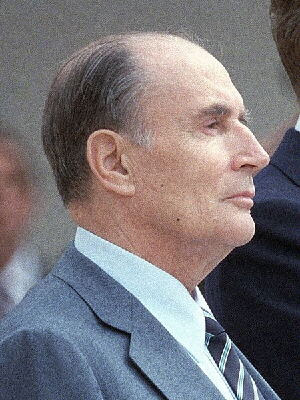 Zugleich betonte er, dass präsident mitterrand das vorgehen gegen greenpeace damals grundsätzlich gebilligt habe. Franzosiche Prasidenten Francois Mitterrand Kurz Biografie