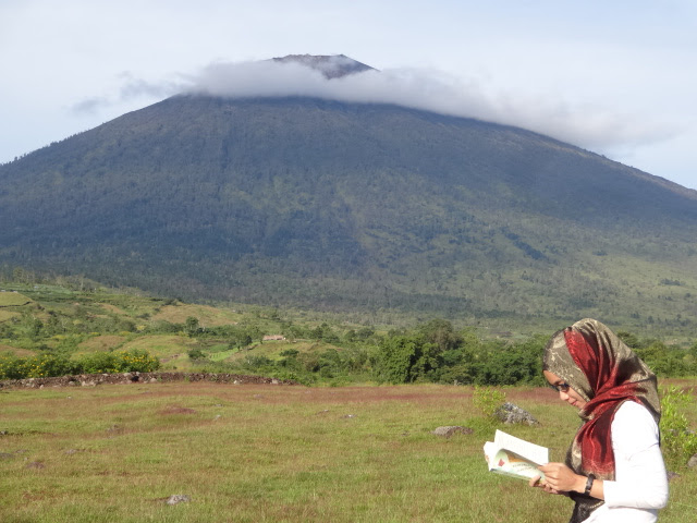 Contoh Puisi Diksi Tentang Keindahan Alam - J K A T L V