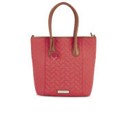 http://www.awin1.com/cread.php?awinmid=3604&awinaffid=110474&clickref=&p=http%3A%2F%2Fwww.mybag.com%2Fbrand%2Ftommy-hilfiger.list