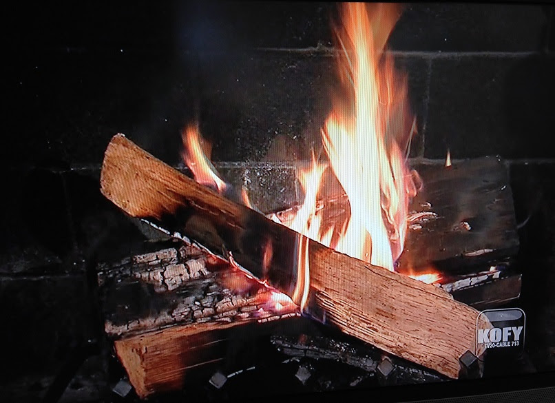 Comcast's on demand service has the standard. Reviewing The 2014 Yule Logs It S Like Radio With Pictures Radio Survivor