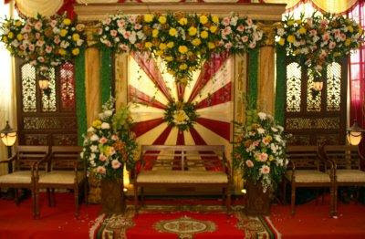 Pernikahan Adat Jawa Dekorasi  Wedding Stage Di  RUMAH