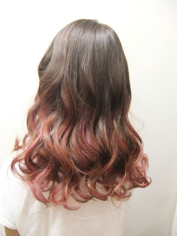 ピンク オレンジ ヘア カラー ピンクはブリーチなしでも楽しめる トレンドヘアカラー セルフカラーのやり方もお届け Mine マイン Documents Openideo Com