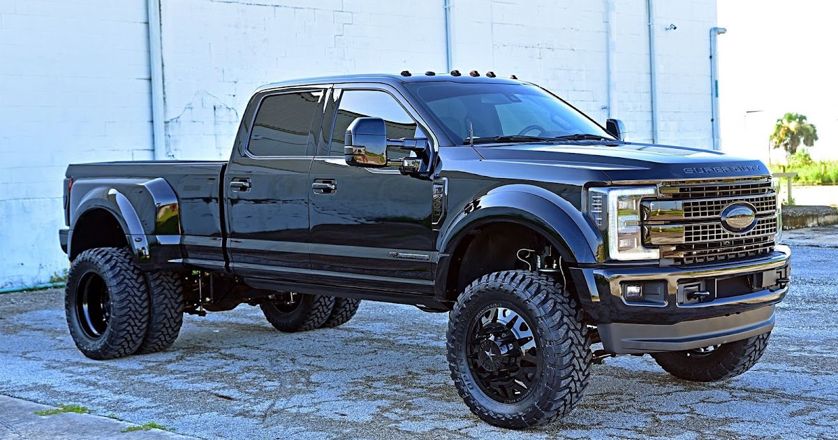 Ford F 450 Black