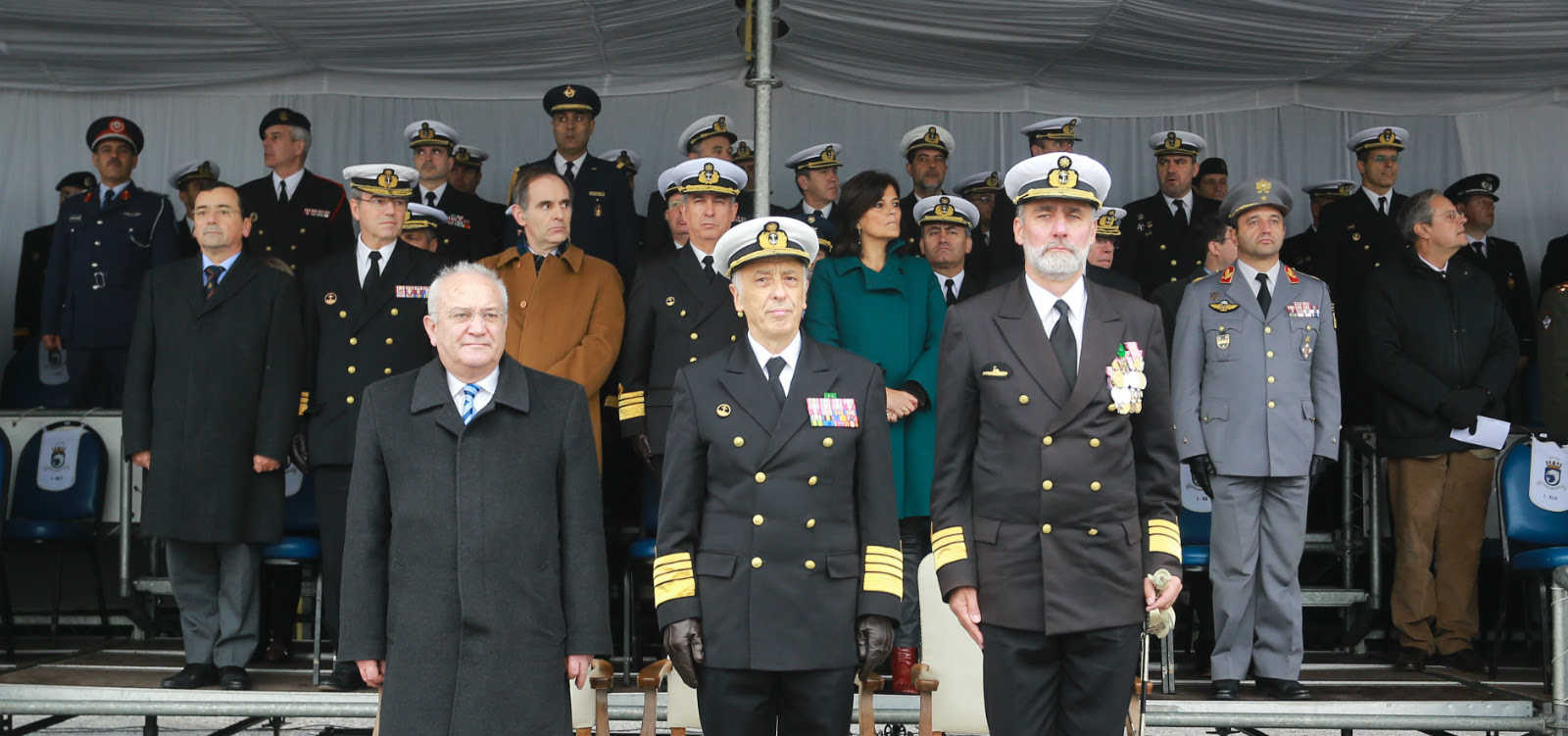 May 27, 2021 · gouveia e melo destacou que esta faixa etária já está a ser vacinada através do agendamento local. Vice Almirante Gouveia E Melo E O Novo Comandante Naval