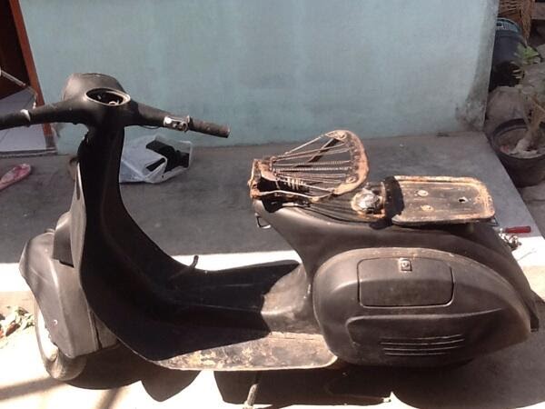 Vespa Super Hitam  Doff 