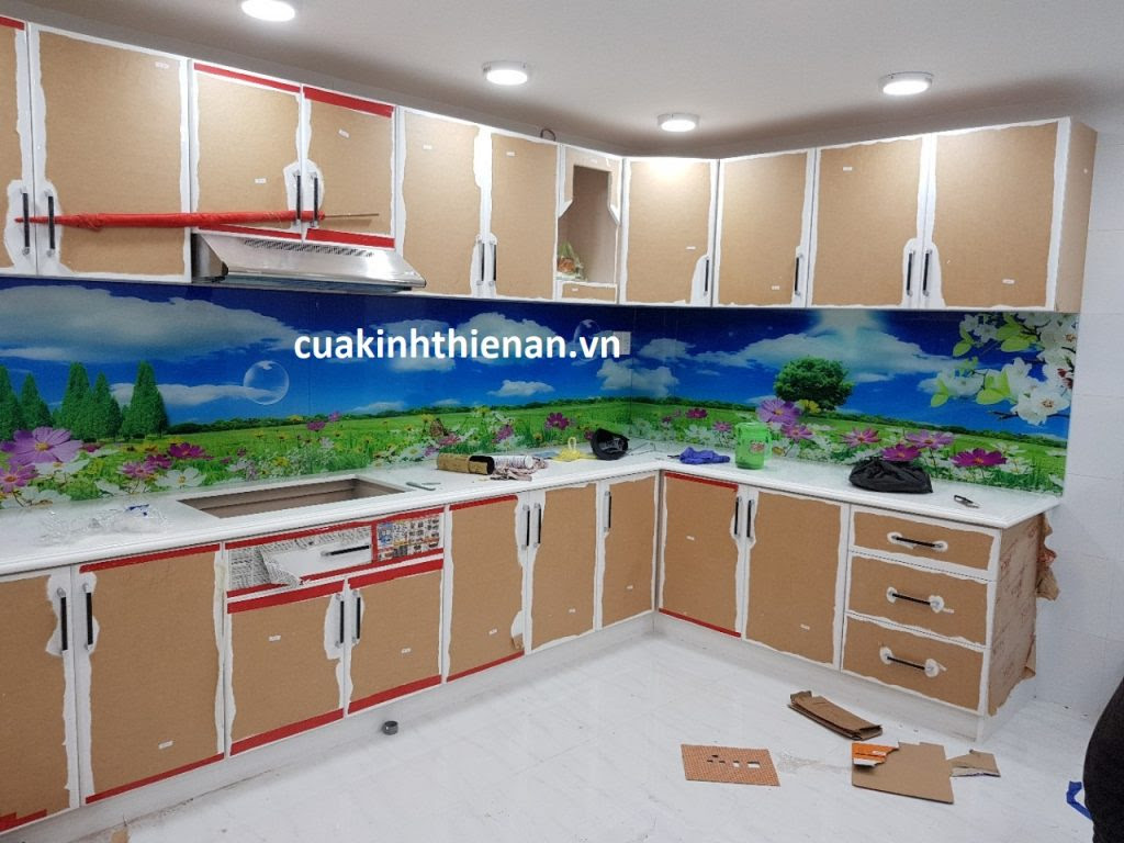 kính ốp bếp 3d