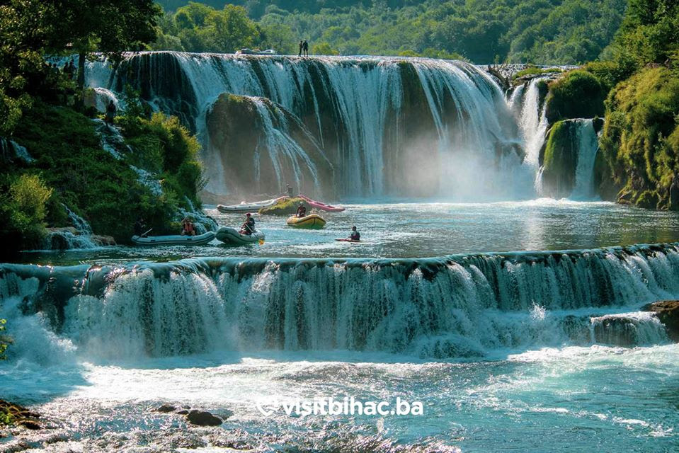 On croatian side, „una mamea park is located and on bosnian and herzegovinian „una national park. Nacionalnog Parka Una Strbacki Buk Domace U Bih