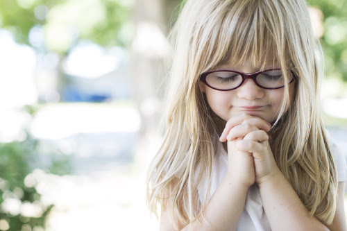 30 Gambar  Orang Berdoa  Secara Kristen Inspirasi Terbaru 