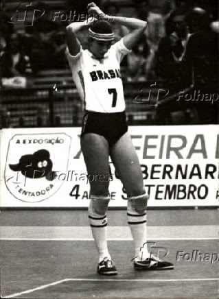 Viimeisimmät twiitit käyttäjältä volei feminino (@voleifeminino): Folhapress Fotos Los Angeles 1984 Volei Feminino Isabel Durante Brasil X Alemanha