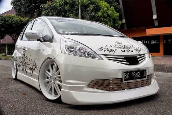 Honda Jazz Modifikasi Ceper