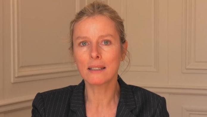 VIDEO. Karin Viard adresse un message de soutien aux intermittents