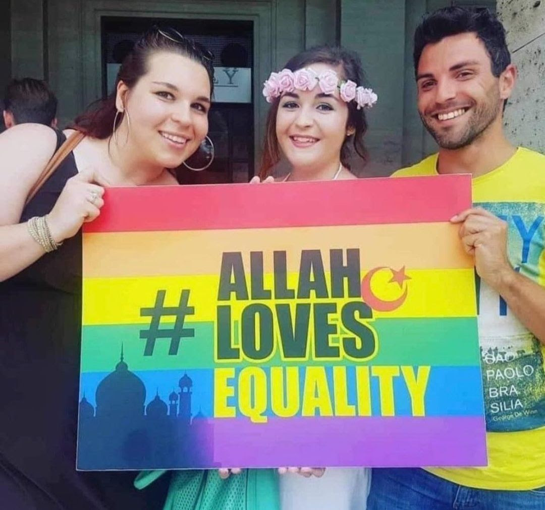 Sign that says Allah love equality.