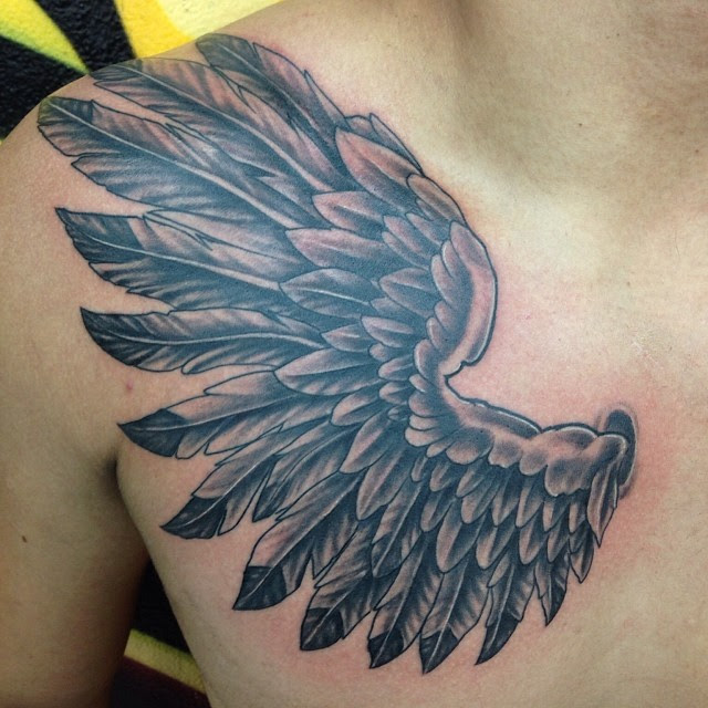 20 Cool Angel Wing Tattoos for Men in 2021 - The Trend Spotter