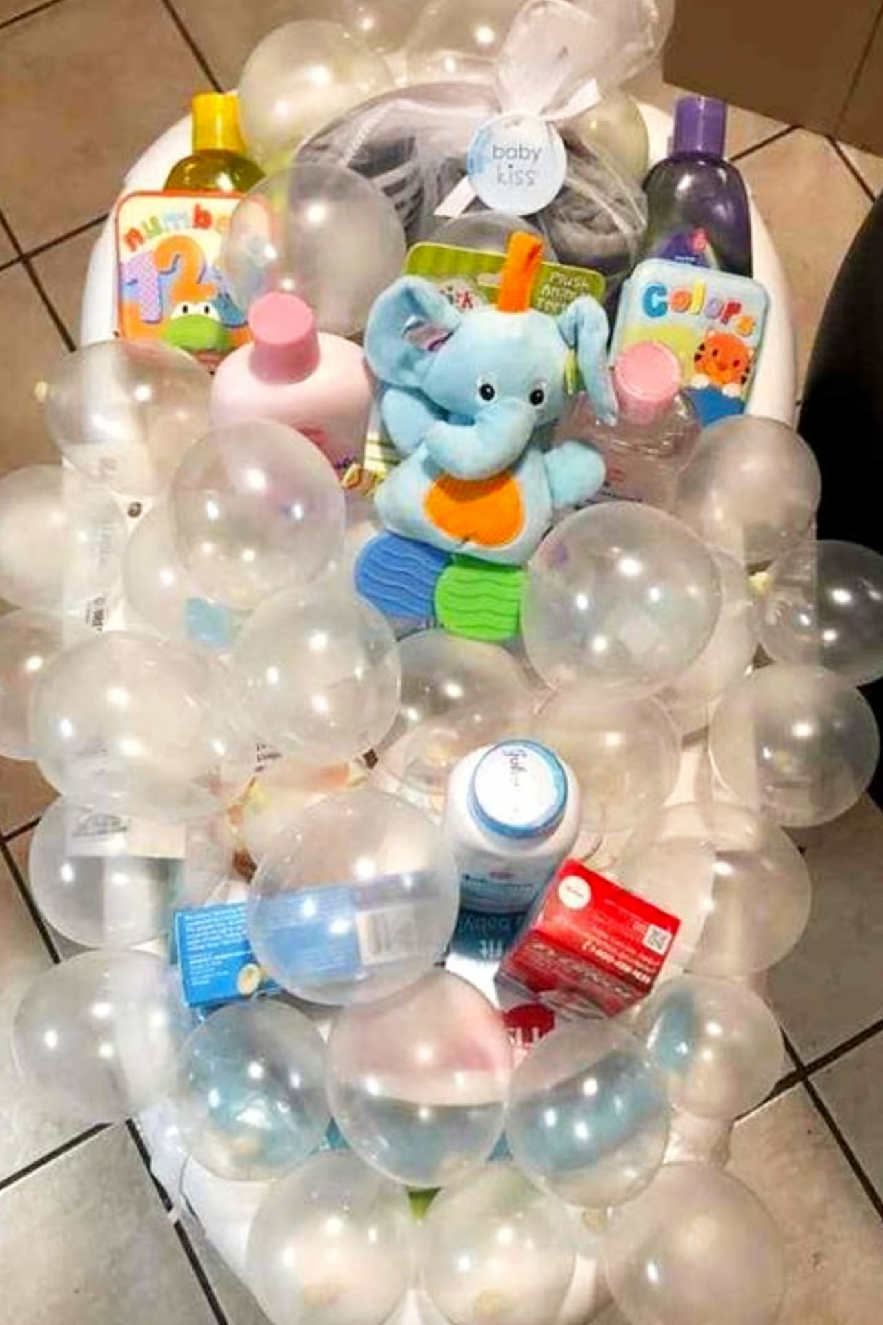 Bath seats are a great option for babies newly transitioning to the regular tub. Baby Bath Gift Set Ideas Online