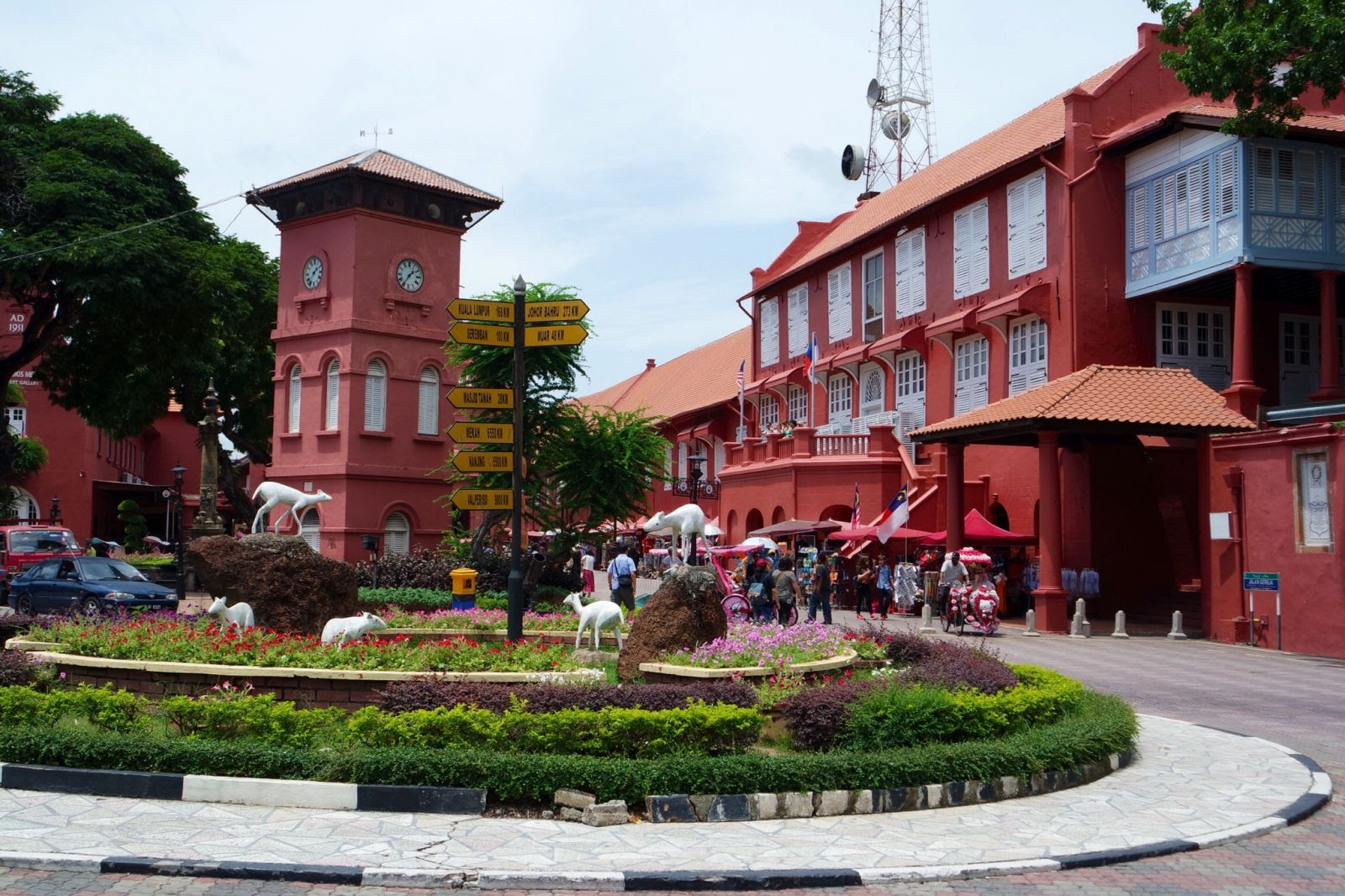 Quảng trường Hà Lan - Sắc màu Châu Âu ở Malaysia