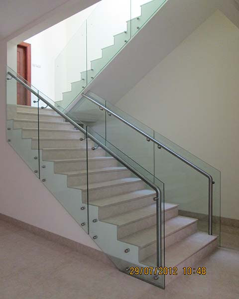Contoh Desain Railing  Tangga  Stenlis  Kaca Pagar Canopy 