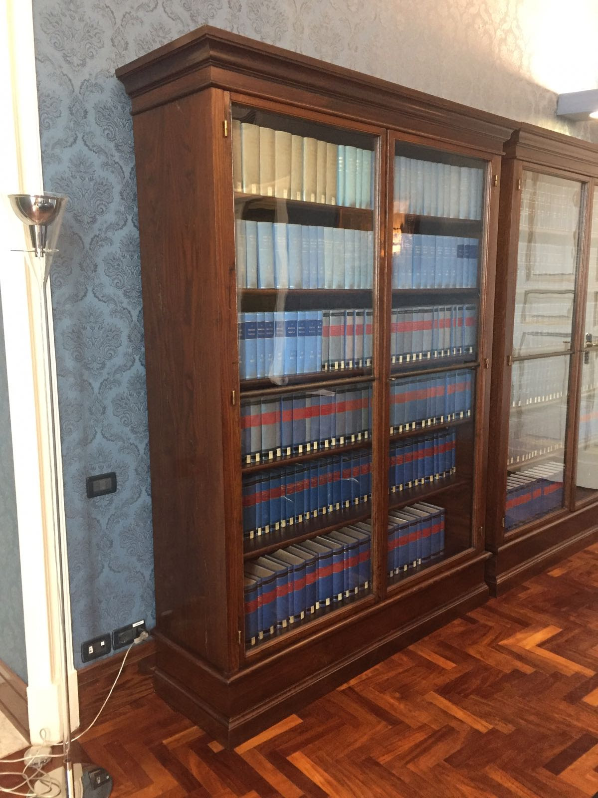 libreria isu misura in legno roma