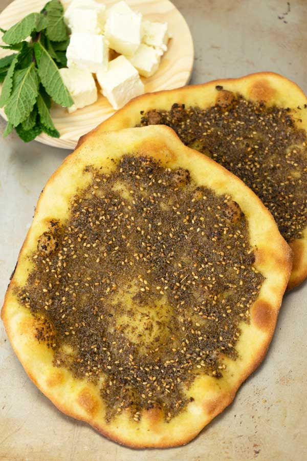 Find the best flatbread ideas on food & wine with recipes that are fast & easy. Lebanese Flatbread Man Oushe Za Atar El Mundo Eats