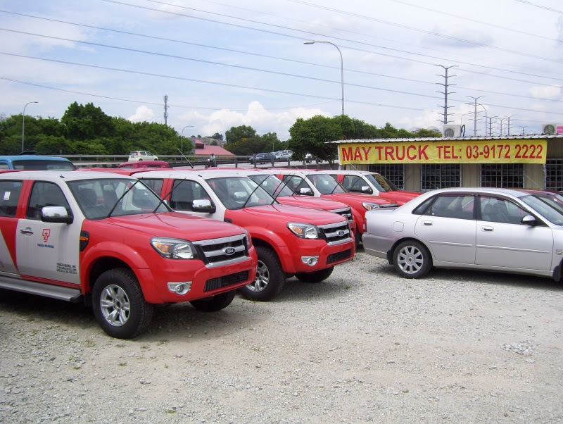 Perodua Sales Sdn Bhd Desa Tun Razak - Kebaya Polos