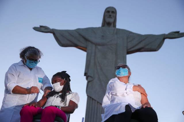 Brasil enfrenta desafio múltiplo para ampliar estoque de vacinas