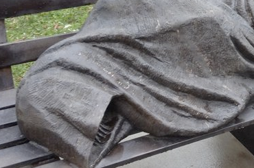 estatua1-2014-04b