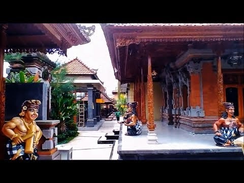 Viral Wisata Rumah Adat Tradisional Bali Gapura  Candi 
