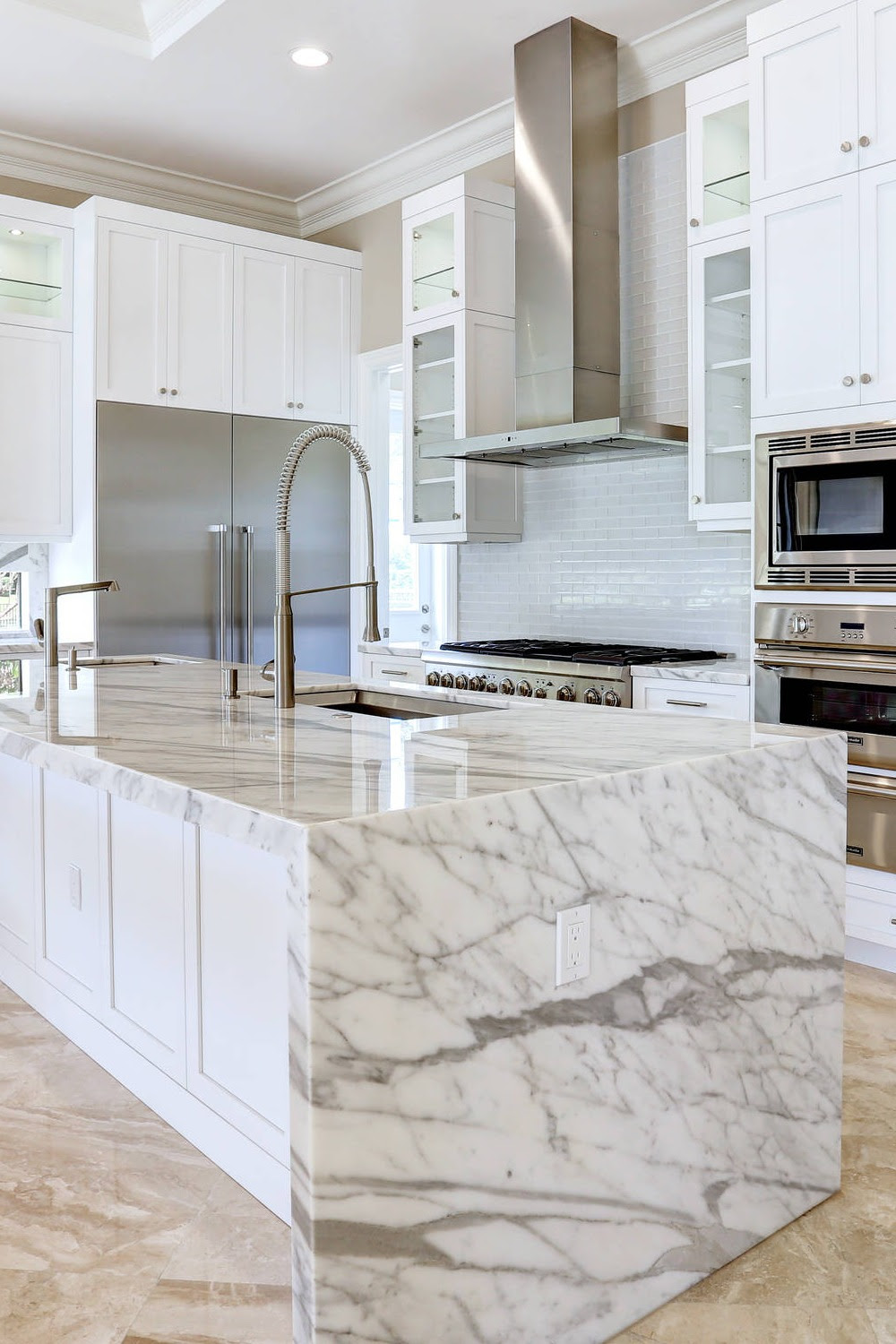 Check spelling or type a new query. 40 Elegant White Shaker Kitchen Cabinets Design Ideas