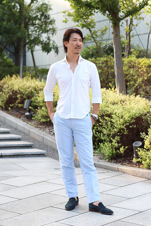 ベストワイシャツ 裾 出す ファッショントレンドについて
