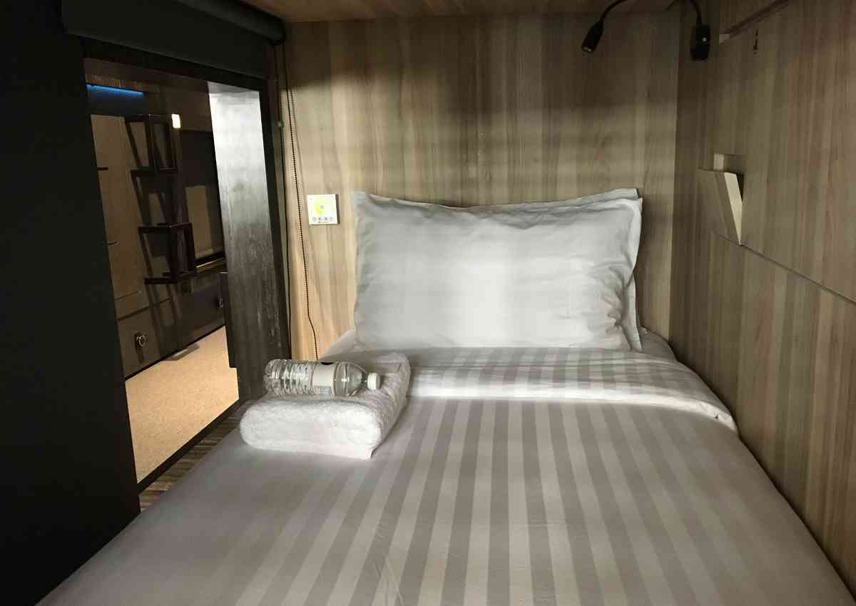 Discount 80% Off Cube Boutique Capsule Hotel Chinatown ...