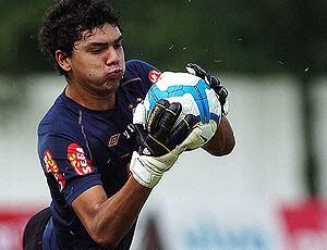 Atrás no placar, o santos continuou pressionando, mas parou em ótima noite do goleiro marcos felipe, que não deixou nada passar. Felipe Ja Corre No Campo E Esta Dentro Do Prazo De Recuperacao Globoesporte Com