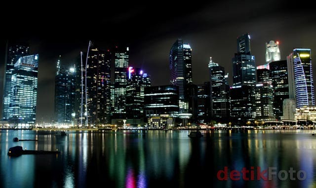 Melihat Keindahan Singapura di Malam Hari | Infostres ...