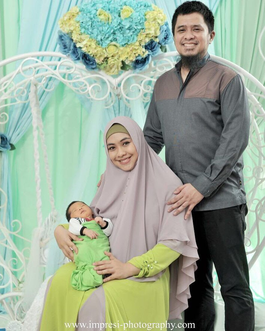 Maka kita harus memberikan ucapan aqiqah, ucapan tersebut bisa berupa doa yang dianjurkan oleh islam. Acara Aqiqah Putra Oki Setiana Dewi Netizen Salfok Ke Rambut Ibrahim Semua Halaman Nakita