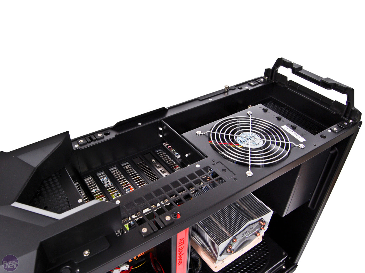 When i saw that their flagship tower was the raven, a disgusting conglomeration of tacky plastic panels, i went to other vendors in search of a simple, elegant, classy aluminum chassis. Silverstone Raven Rv02 Review Bit Tech Net
