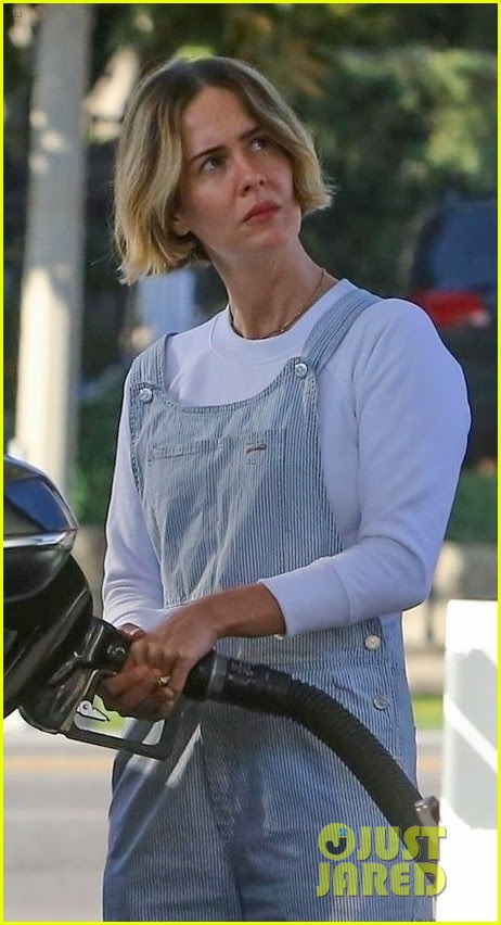 Jesy nelson is speaking out about when she finally knew it was time to cut ties with little mix in her first interview since leaving the group. Sarah Paulson Pumps Gas Before Heading Out To Meet Friends Photo 4035515 Sarah Paulson Pictures Just Jared